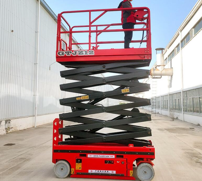 东辽自行走移动式升降机